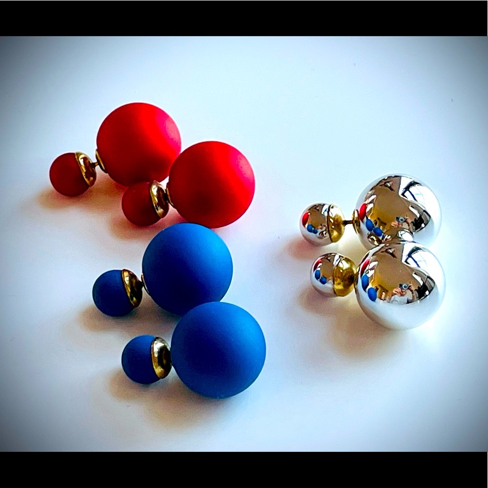 Detachable stud earrings (set of 3)